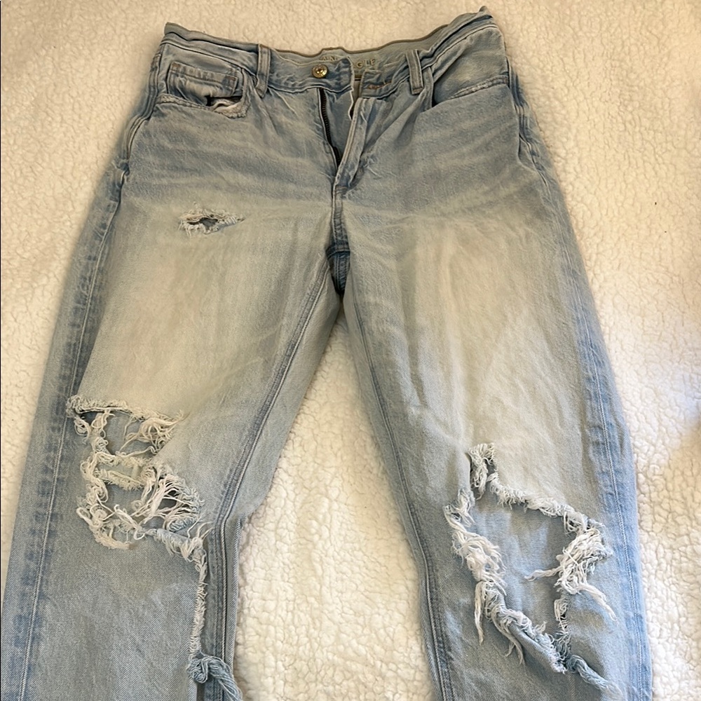 American Eagle mom jeans